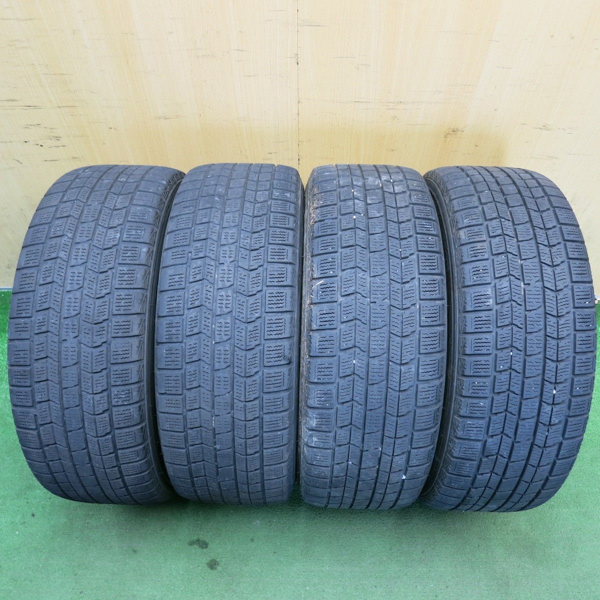 4本価格◎日産 ZE0 リーフ 純正 205/55R16 スタッドレス ダンロップ DSX-2 16インチ PCD114.3/5H◎6070505HAス