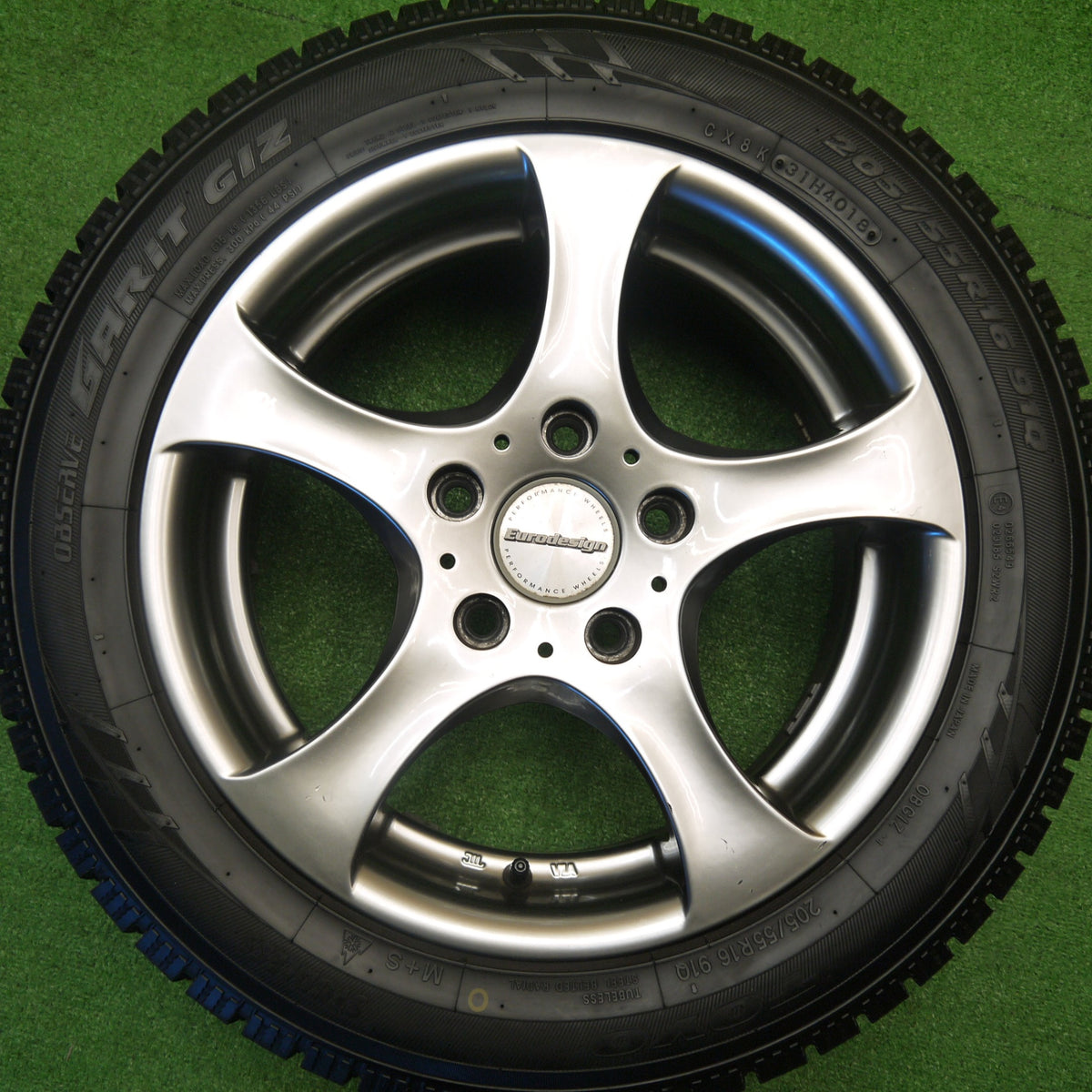 バリ溝!キレイ!9.5分★BMW 等 Eurodesign TA072 205/55R16 スタッドレス トーヨー オブザーブ ガリット GIZ 16インチ ユーロデザイン PCD120/5H★5102803Hス