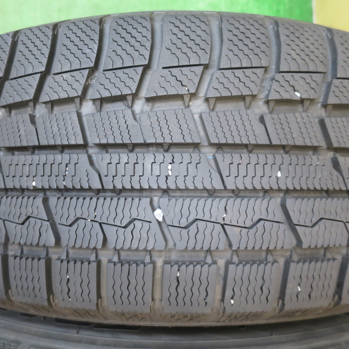バリ溝!22年!キレイ!9.5分★スタッドレス 205/65R16 トーヨー ウインター トランパス TX SIBILLA NEXT W5 シビラ 16インチ PCD114.3/5H★5093001NJス