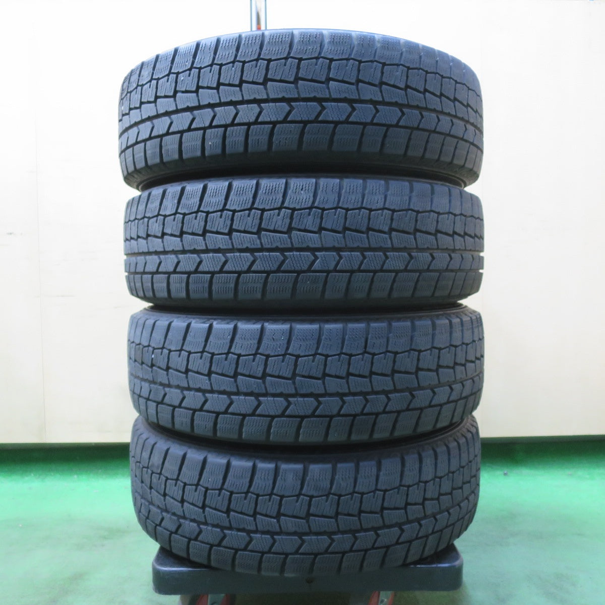 キレイ!21年★スタッドレス 175/65R15 ダンロップ ウインターマックス WM02 Fang ファング 15インチ PCD100/4H★5043003イス
