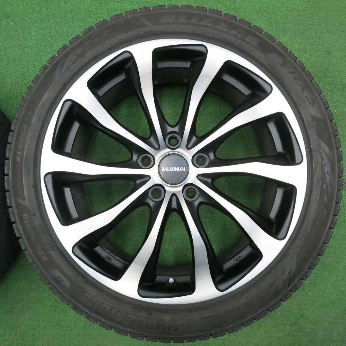 バリ溝!23年!キレイ!9.5分★スタッドレス 225/45R18 ブリヂストン ブリザック VRX3 BALMINUM バルミナ 18インチ PCD114.3/5H★5011904NJス