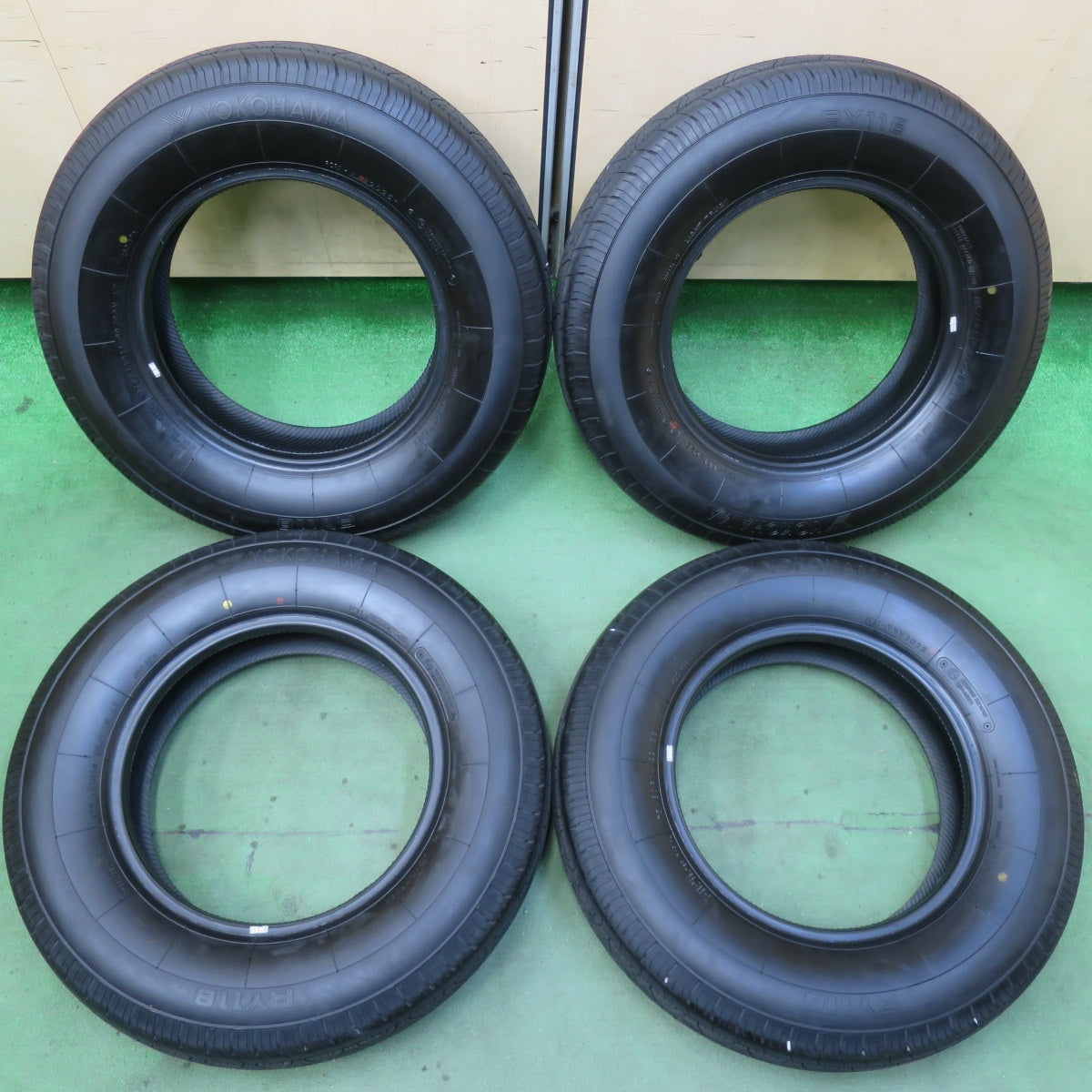 ほぼ未使用!25年★トラック タイヤ 175/80R14 99/98N ヨコハマ RY118 14インチ★5102002イノタ