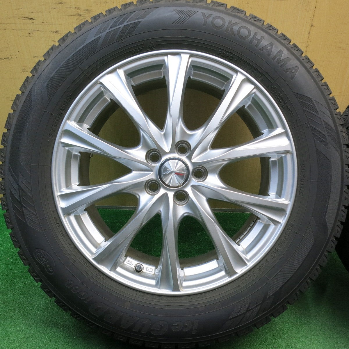 バリ溝!キレイ!9.5分★フォレスター XV 等 225/60R17 スタッドレス ヨコハマ アイスガード iG60 JOKER ジョーカー 17インチ PCD100/5H★5041801TNス