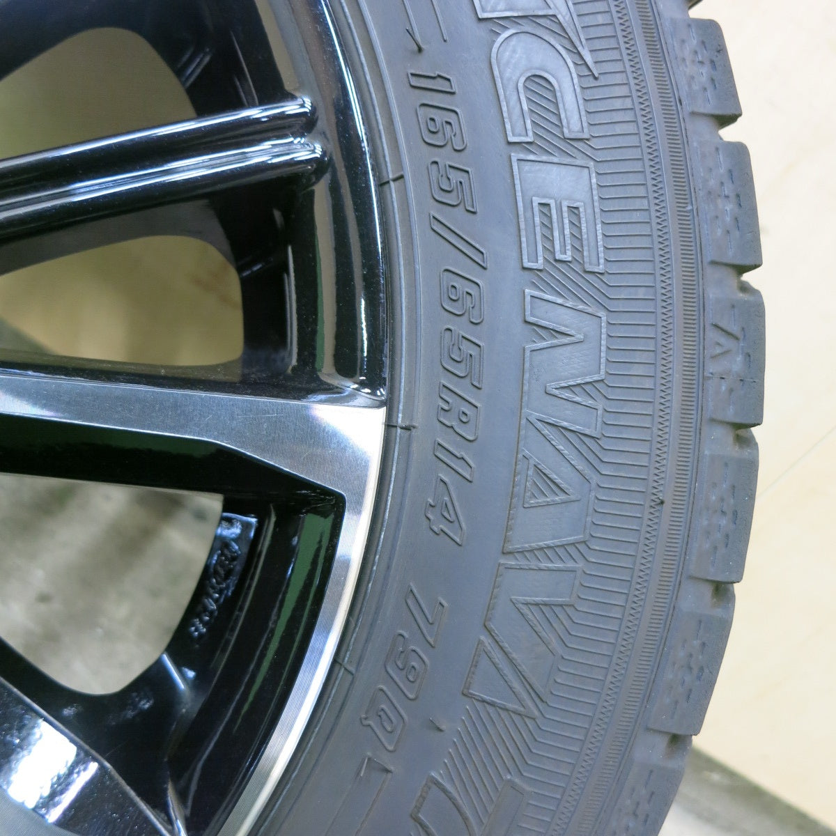 バリ溝!22年!キレイ!9分!1本★スタッドレス 165/65R14 グッドイヤー アイスナビ7 SMACK ENKEI 14インチ スマック エンケイ PCD100/4H★5051402ナス