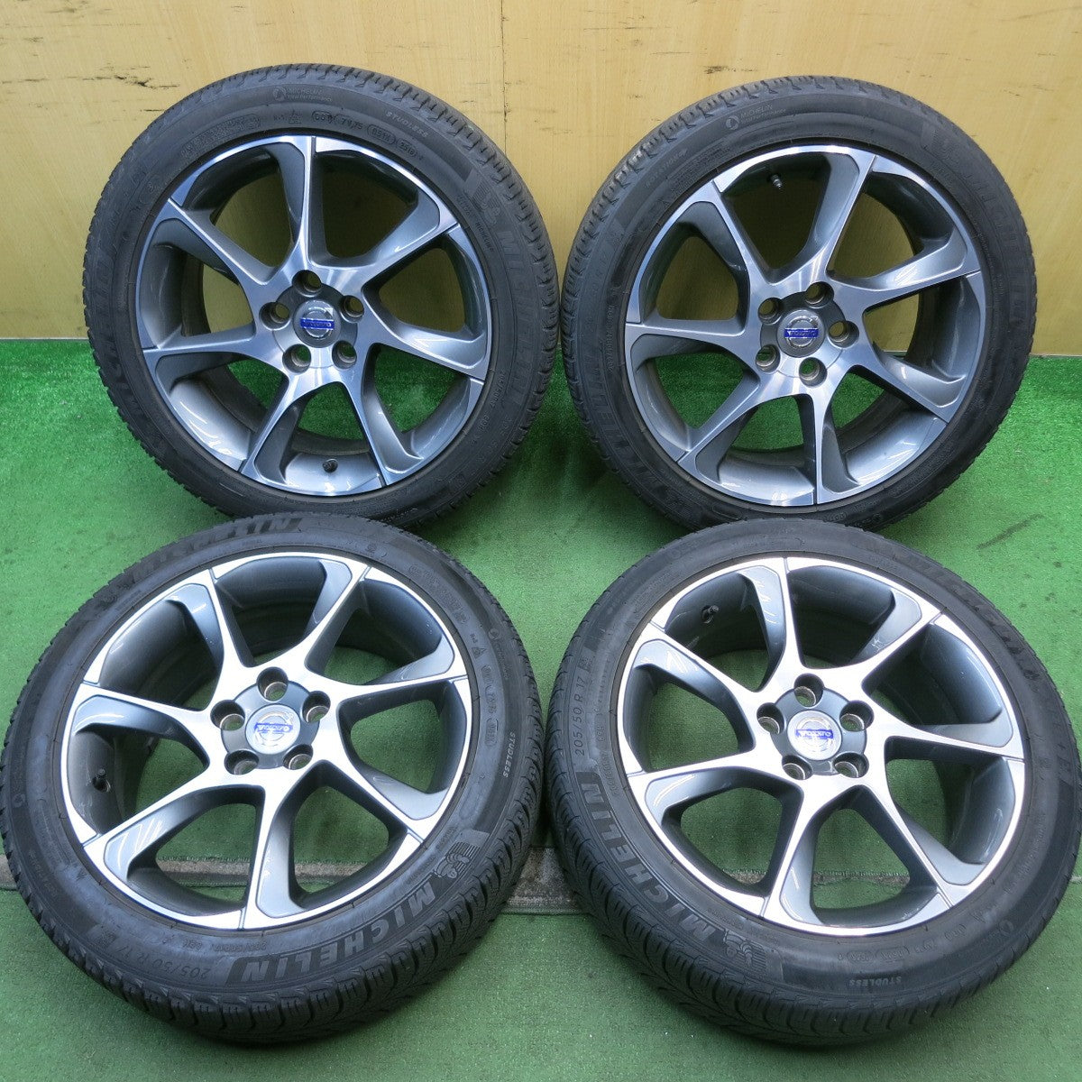 4本価格★ボルボ V40 純正 205/50R17 スタッドレス ミシュラン X-ICE3+ 17インチ PCD108/5H★5083003HAス