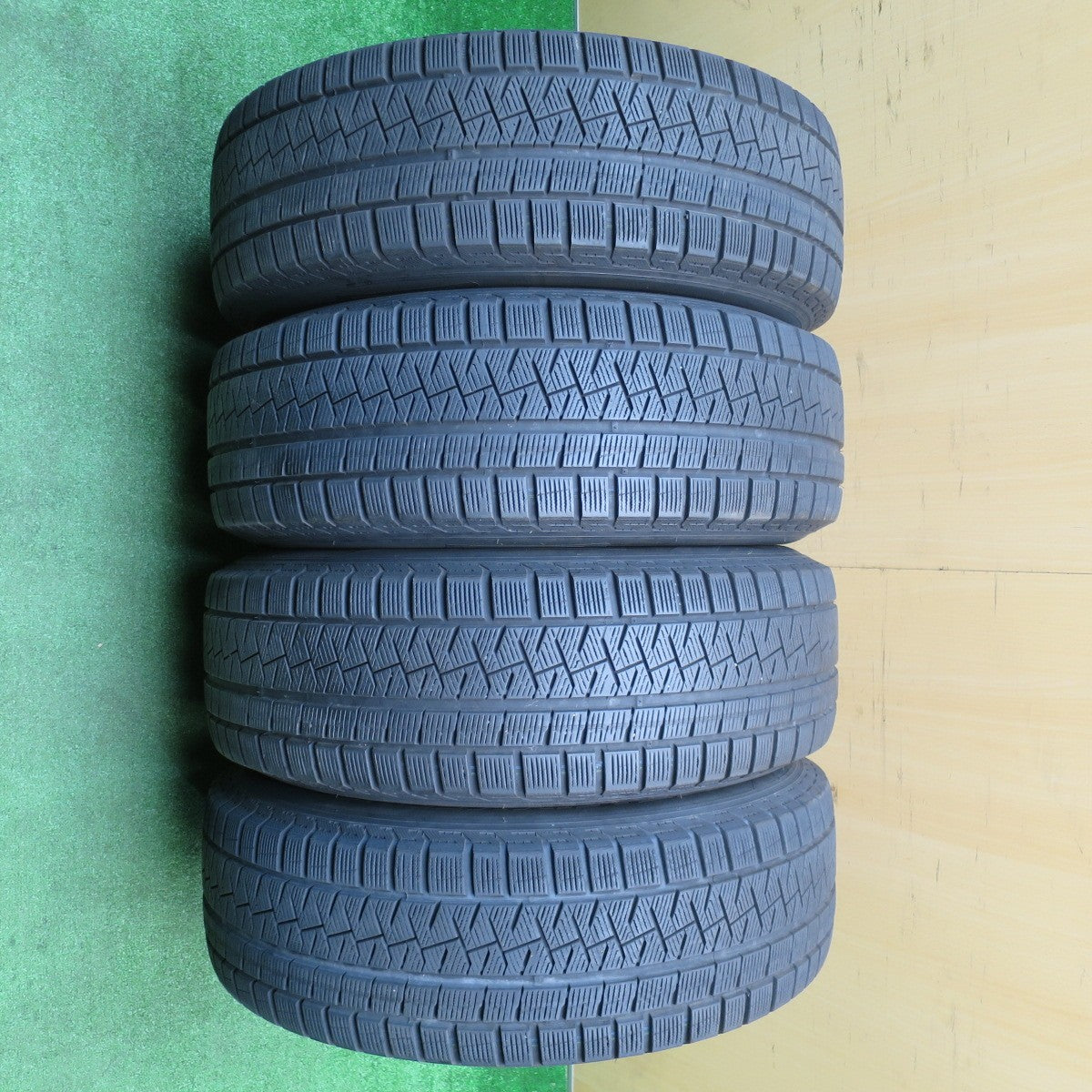 4本価格★トヨタ ヴァンガード 純正 225/65R17 スタッドレス ピレリ アイスアシンメトリコ プラス 17インチ PCD114.3/5H★5110803NJス