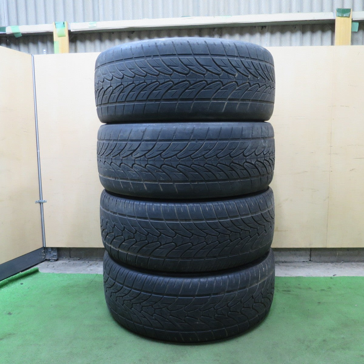 4本価格★Gianelle 295/30R26 ライオンハート LH-TEN ジェネリー 26インチ PCD139.7/6H★6061301ナノ