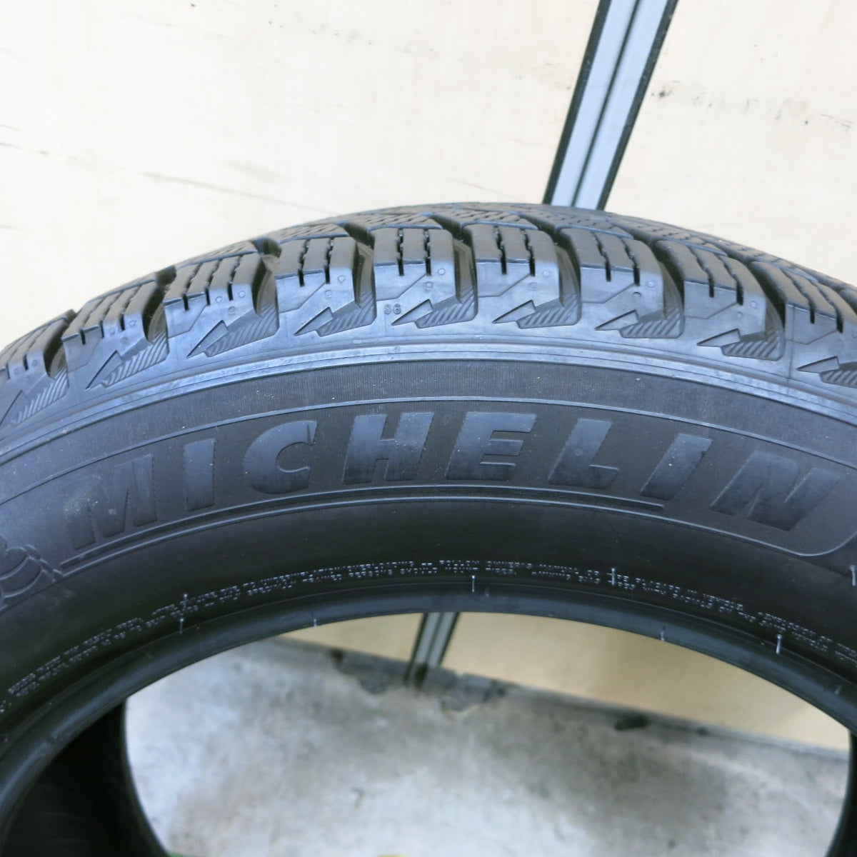 バリ溝!21年!9分!1本★スタッドレス 225/60R18 ミシュラン X-ICE SNOW レクサス NX RAV4 ハリアー 等★5052102ナスタ