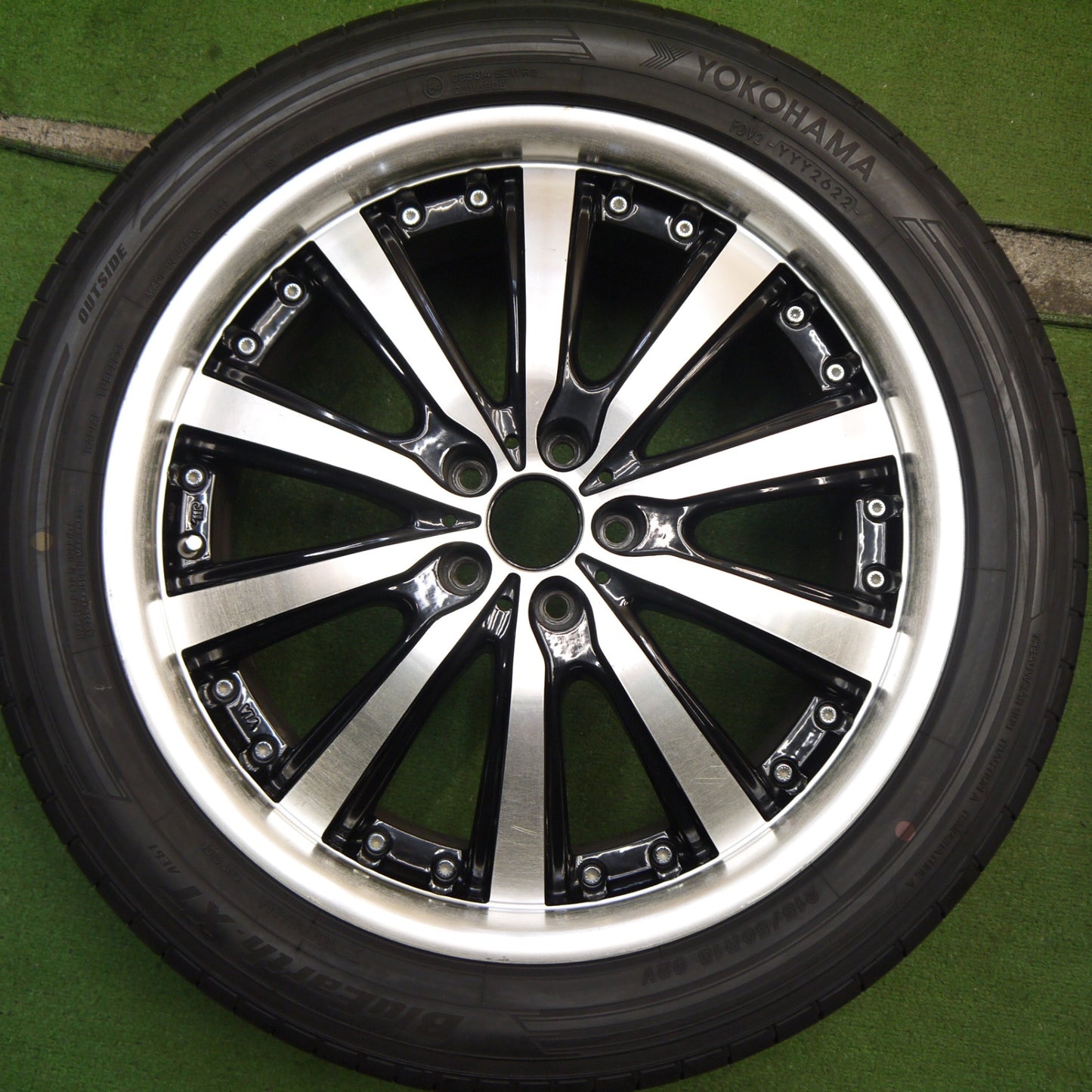 バリ溝!22年!9.5分★プリウス 等 STEINER VS5 215/50R18 ヨコハマ BluEarth-XT AE61 シュタイナー 18インチ PCD100/5H★5062507Hノ