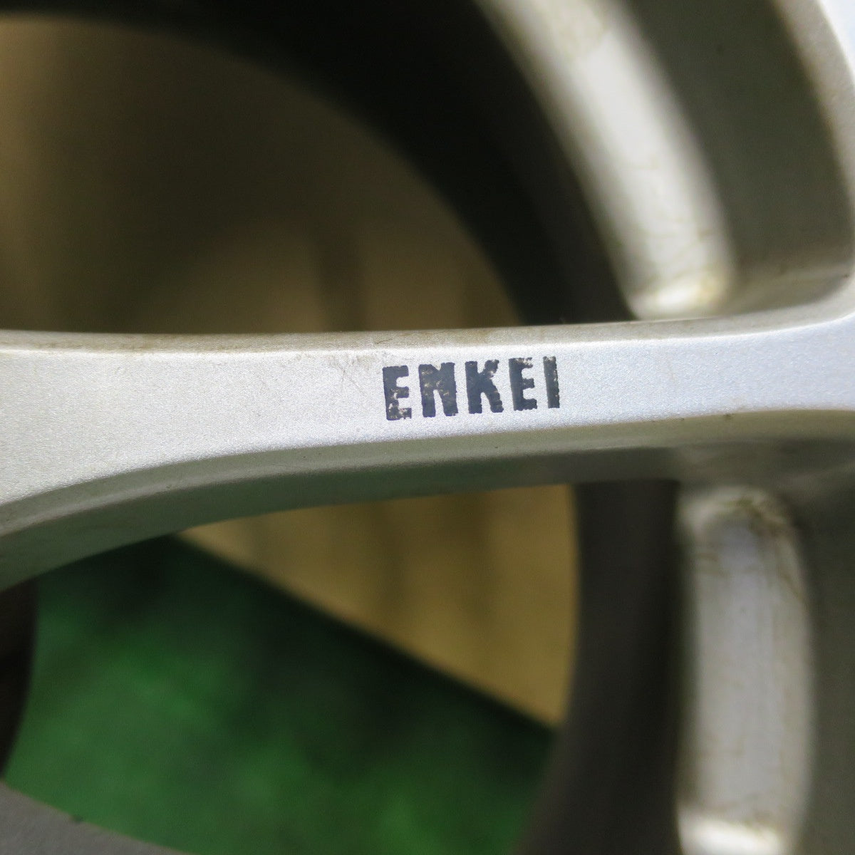 バリ溝!9分★三菱 ランエボ 純正 ENKEI 235/45R17 スタッドレス ヨコハマ アイスガード iG60 17インチ エンケイ PCD114.3/5H★5070202イス