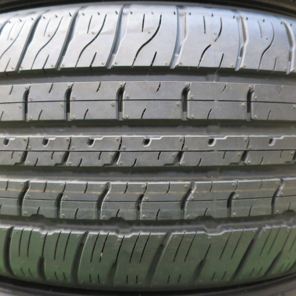 新車外し!23年★265/55R20 ダンロップ グラントレック PT5A タイヤ 20インチ ランクル レクサス LX 等★5032013イノタ