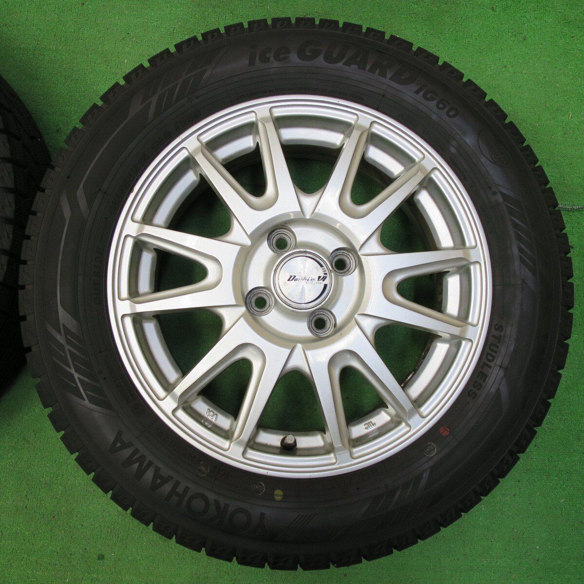バリ溝!22年!9.5分★スタッドレス 185/65R15 ヨコハマ iG60 Double VI ECO LABEL KOSEI PCD100/4H★4061103イス