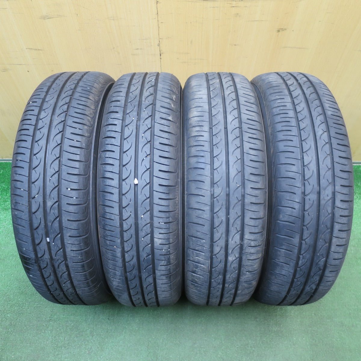 バリ溝!25年!ほぼ10分★155/65R14 ヨコハマ ブルーアース AE01 スチール ホイール 14インチ PCD100/4H★6032413NJノ