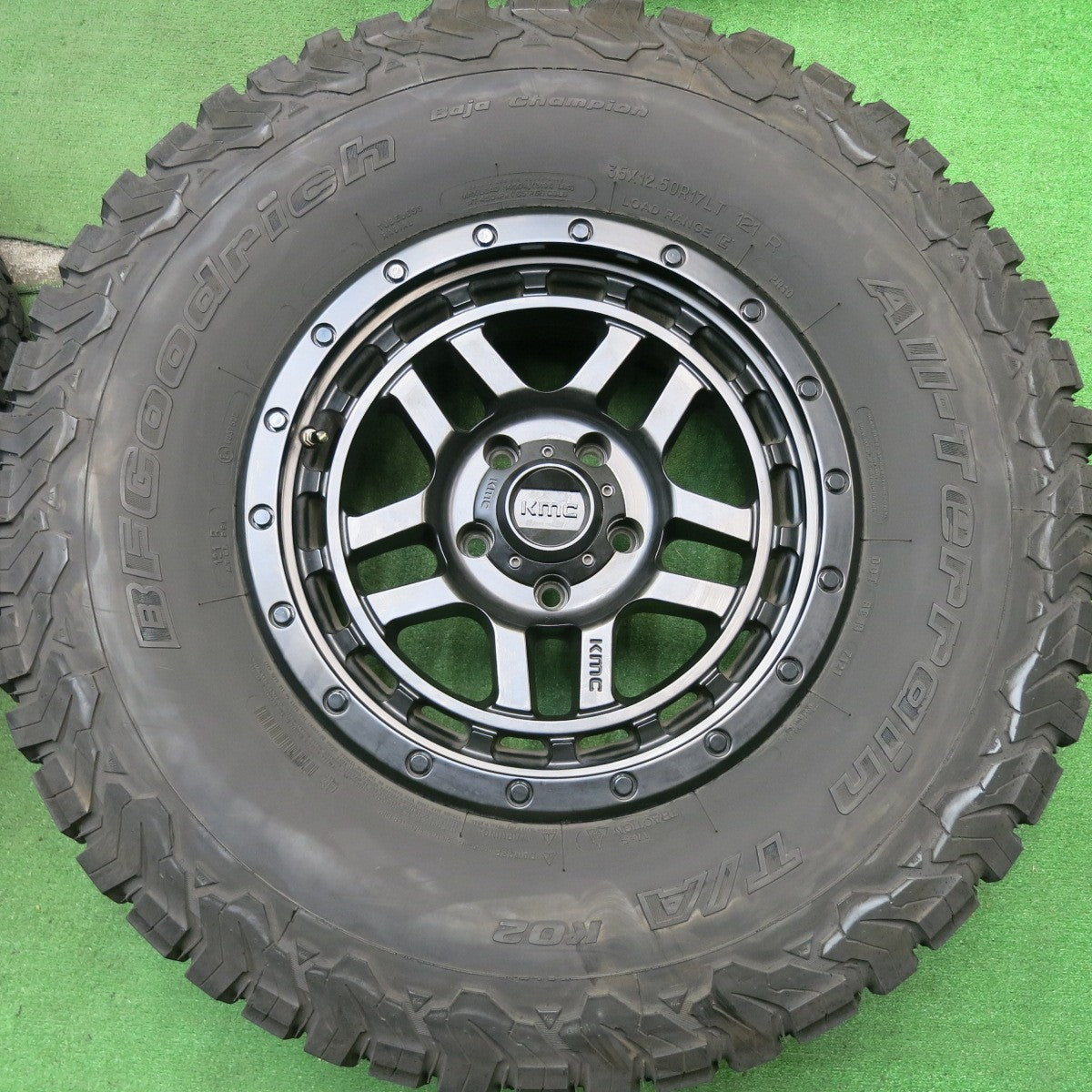 4本価格!21年★ジープ 等 KMC KM540 RECON 35×12.50R17LT 121R BFグッドリッチ All-Terrain T/A KO2 リコーン 17インチ PCD127/5H★5052404HAノ