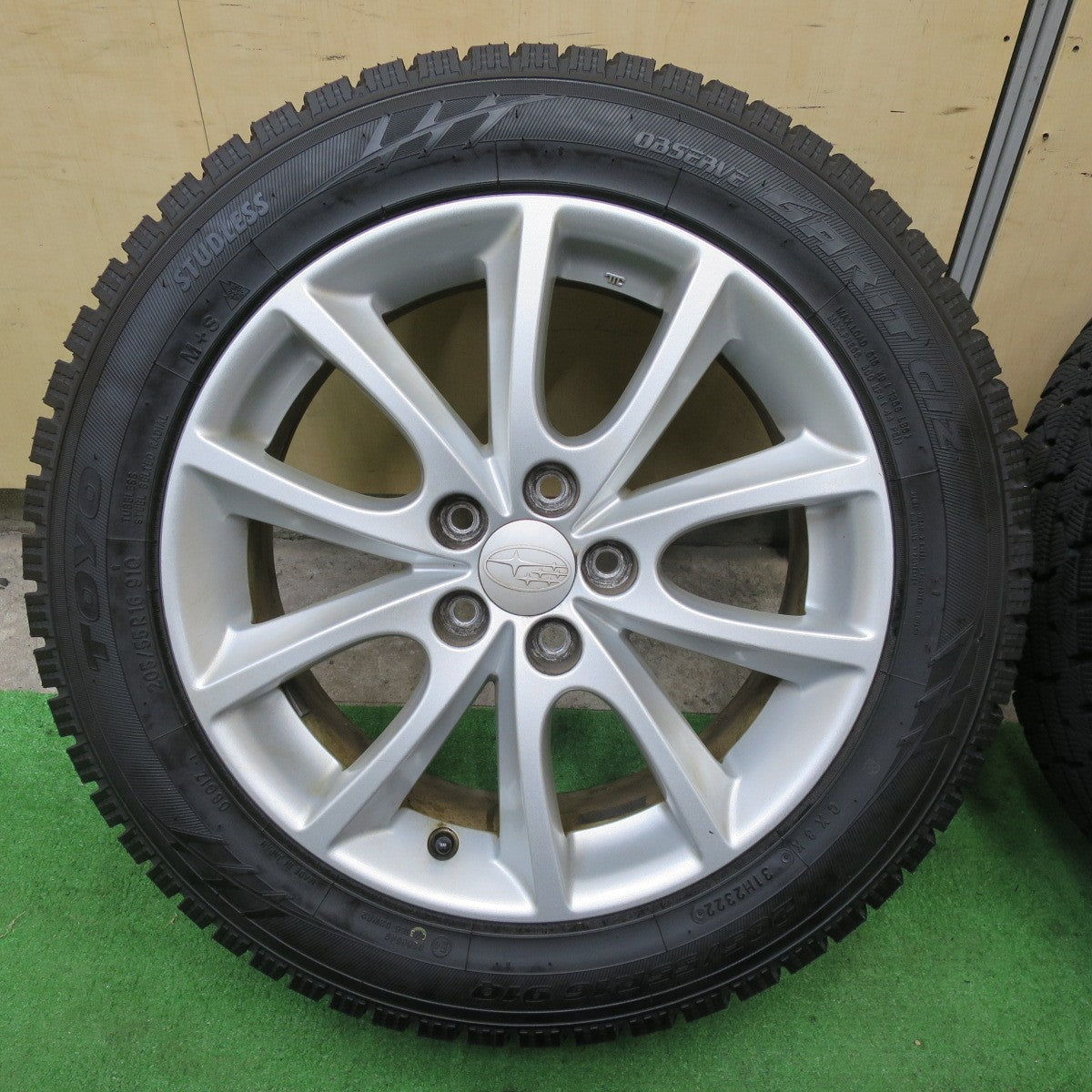バリ溝!22年!キレイ!9.5分★スバル GJ GP インプレッサ G4 純正 205/55R16 スタッドレス トーヨー オブザーブ ガリット GIZ 16インチ PCD100/5H★5092302TTス