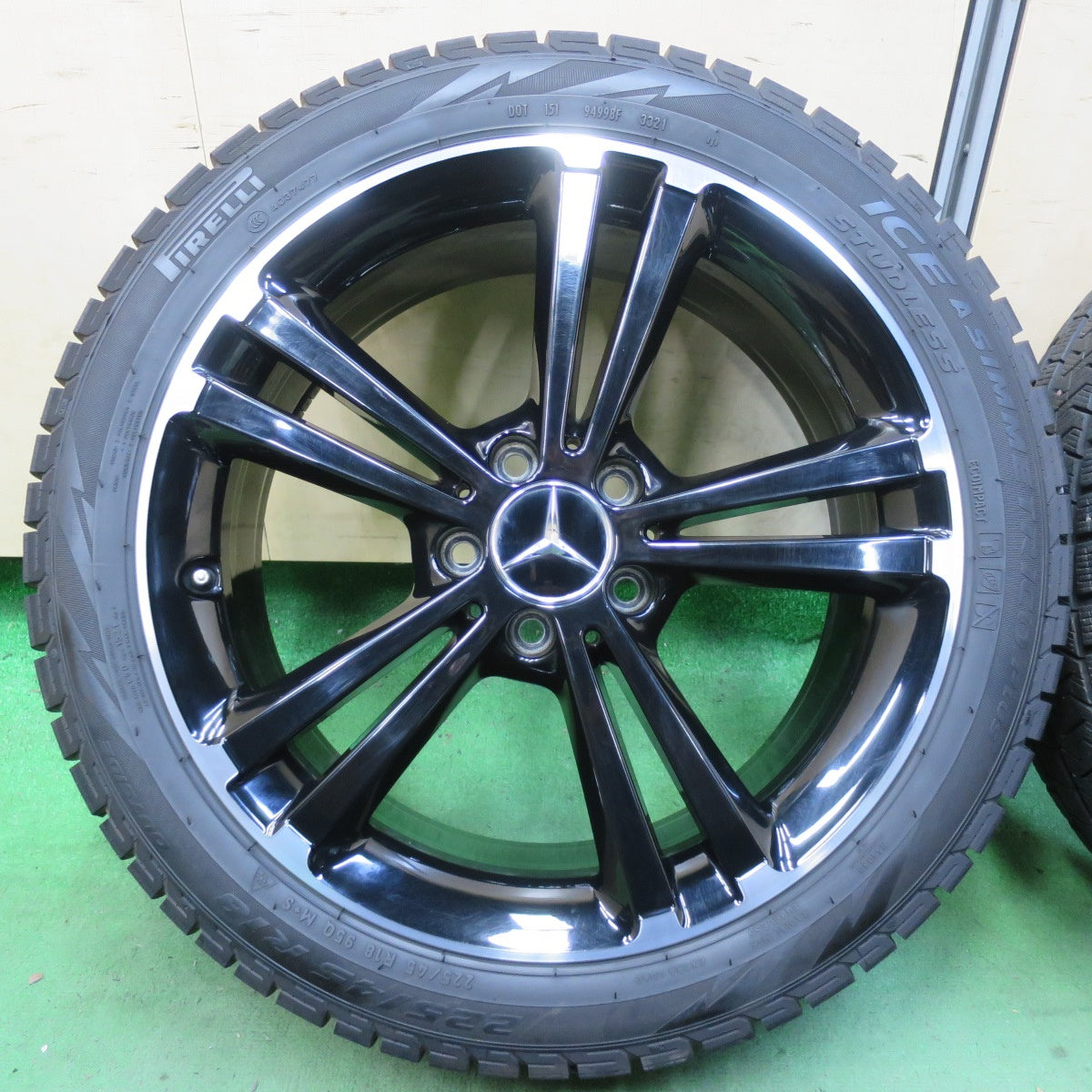バリ溝!22年!9分★ベンツ Aクラス W177 純正 225/45R18 スタッドレス ピレリ アイスゼロ アイスアシンメトリコ プラス 18インチ PCD112/5H★5062503イス