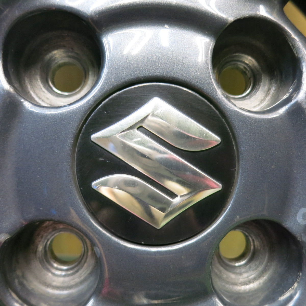 バリ溝!22年!8.5分★スズキ ハスラー 純正 165/60R15 ヨコハマ ブルーアース AE01 15インチ PCD100/4H★5083101HAノ