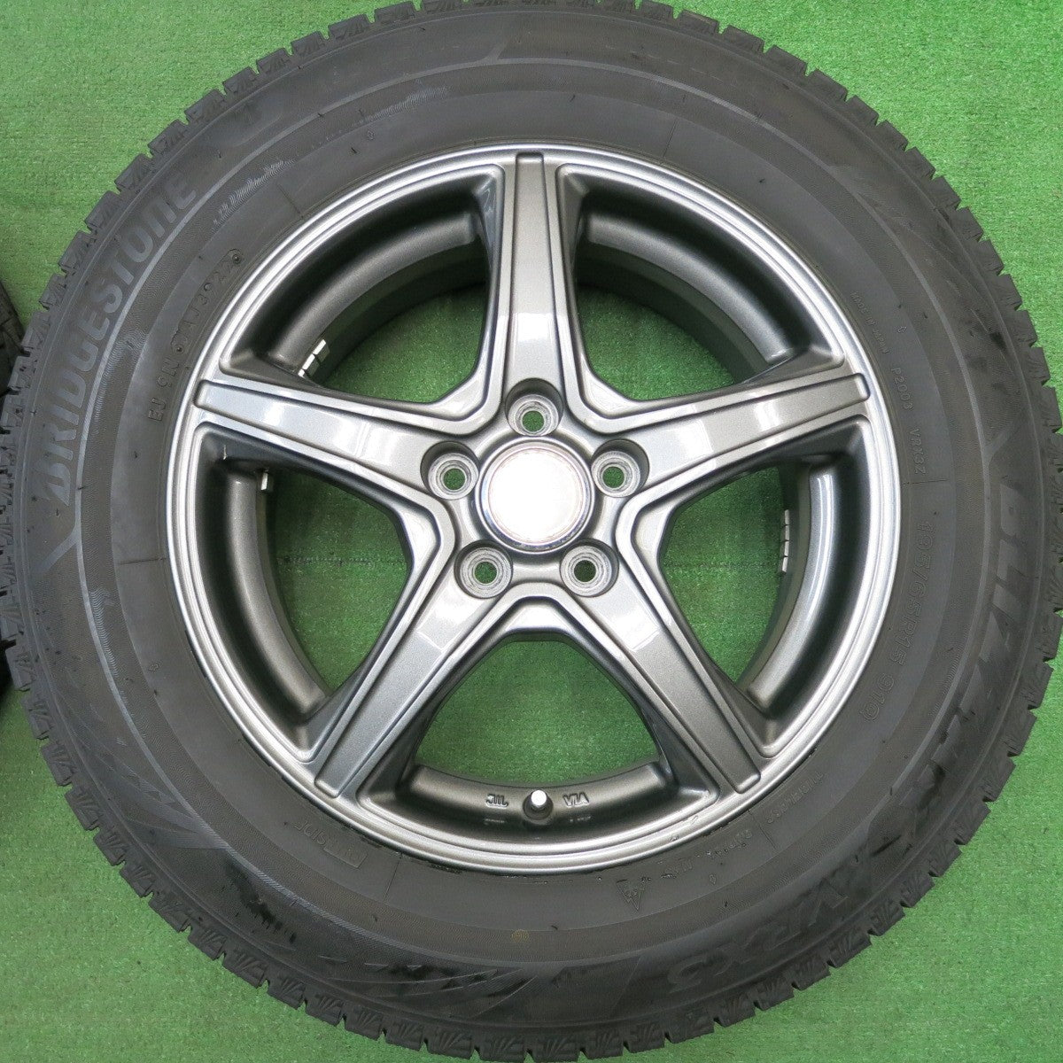 バリ溝!22年!キレイ!9.5分★プリウス 等 195/65R15 スタッドレス ブリヂストン ブリザック VRX3 TOPRUN トップラン 15インチ PCD100/5H★5050309HAス
