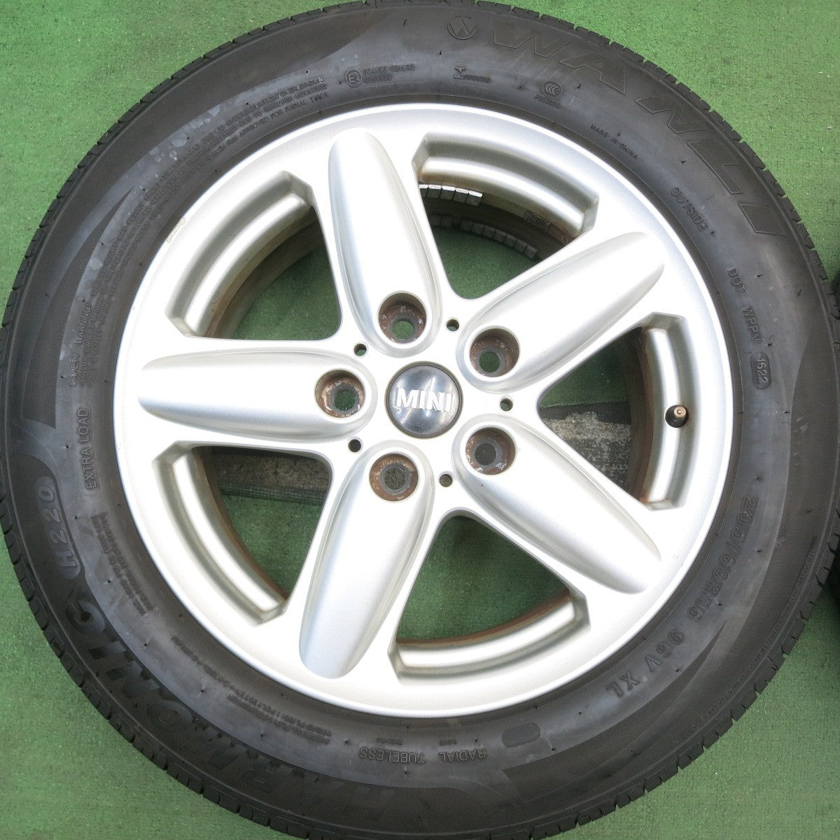 バリ溝!22年!9分★MINI ミニ クロスオーバー R60 純正 205/60R16 ワンリ HARMONIC H220 16インチ PCD120/5H★5092712HAノ
