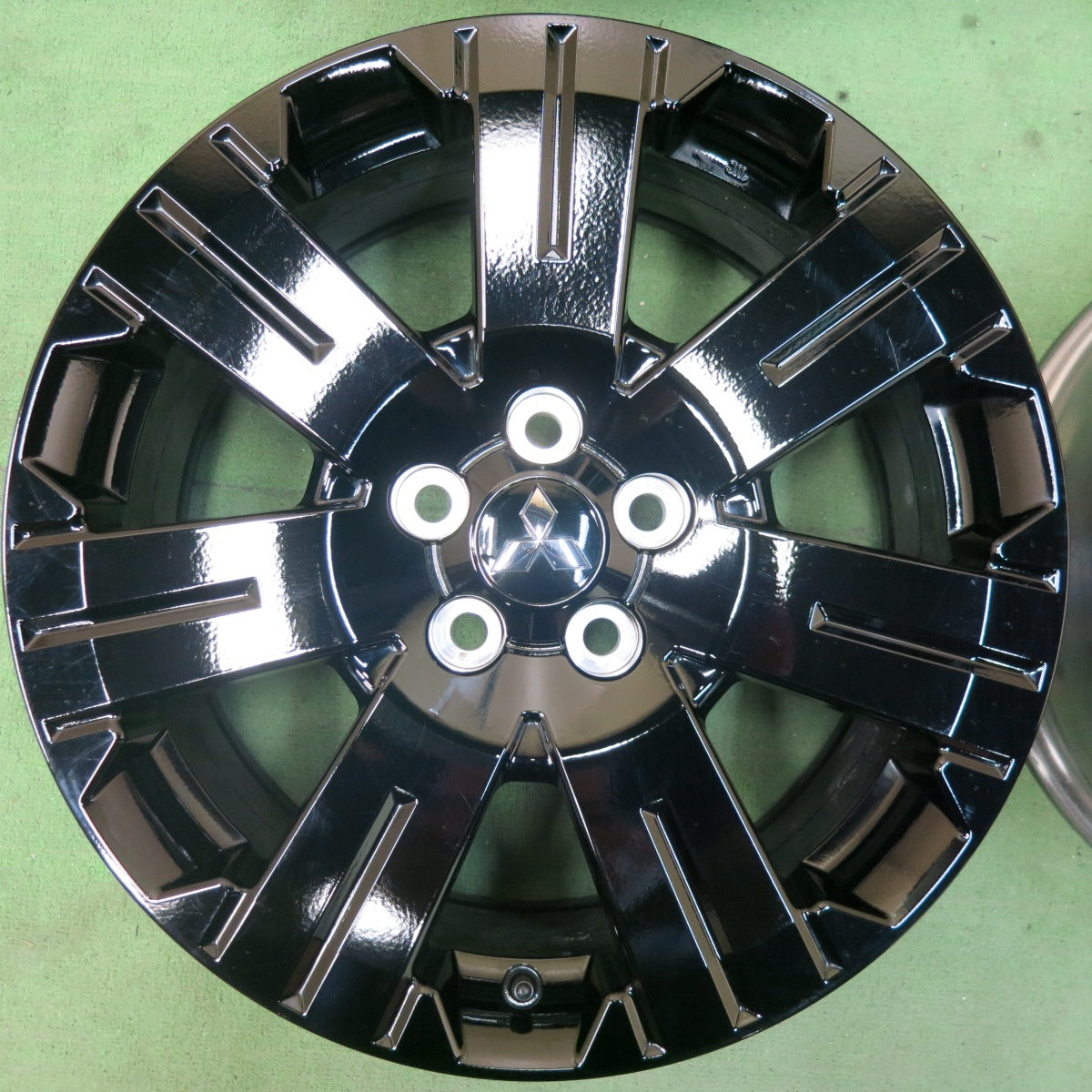 新車外し★三菱 デリカ D:5 シャモニー 純正 ENKEI ホイール 18インチ 18×7J D5 エンケイ PCD114.3/5H★5061108SYホ