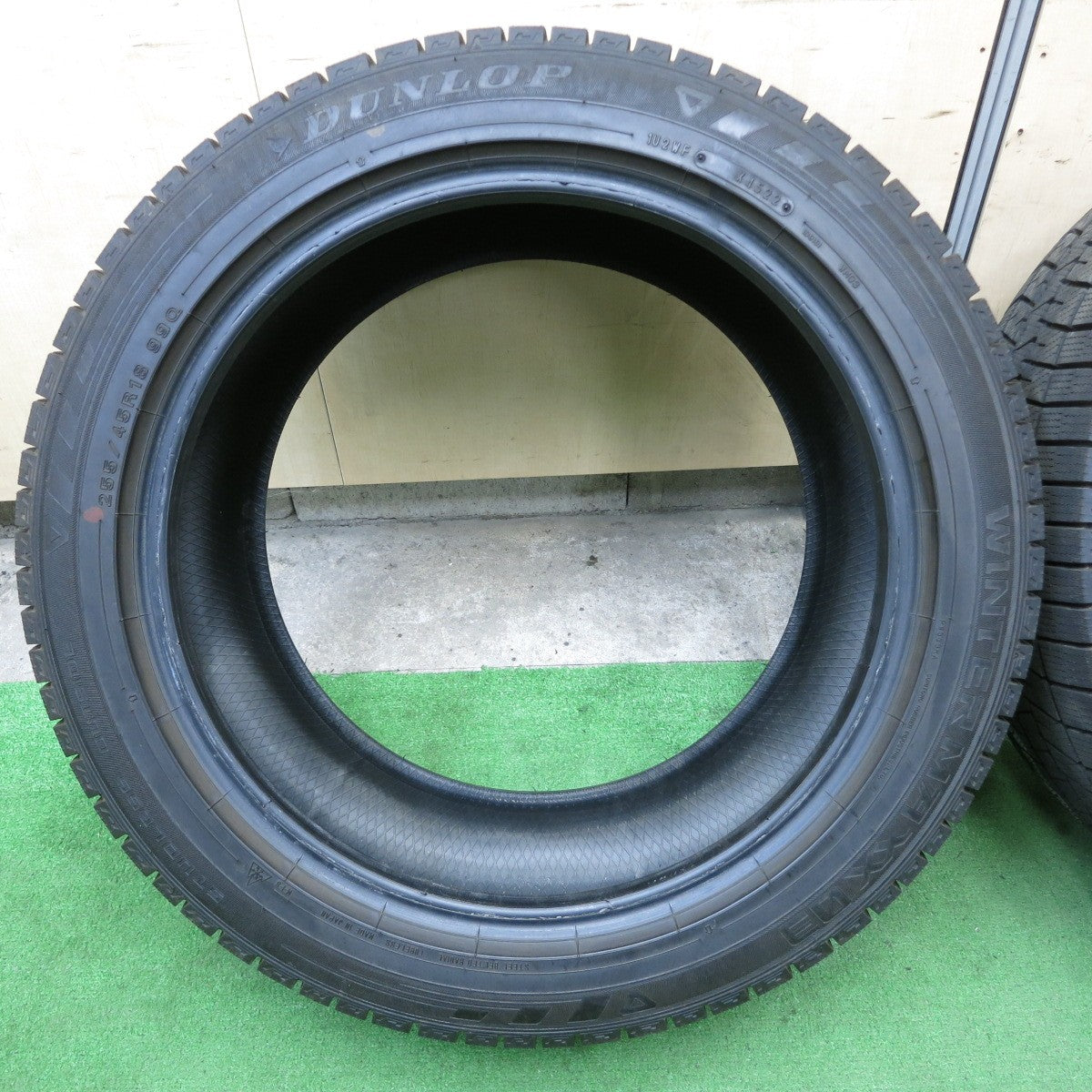バリ溝!22年!9.5分以上!2本★スタッドレス 255/45R18 ダンロップ ウインターマックス 03 タイヤ 18インチ ベンツ BMW 等★5073004ナスタ