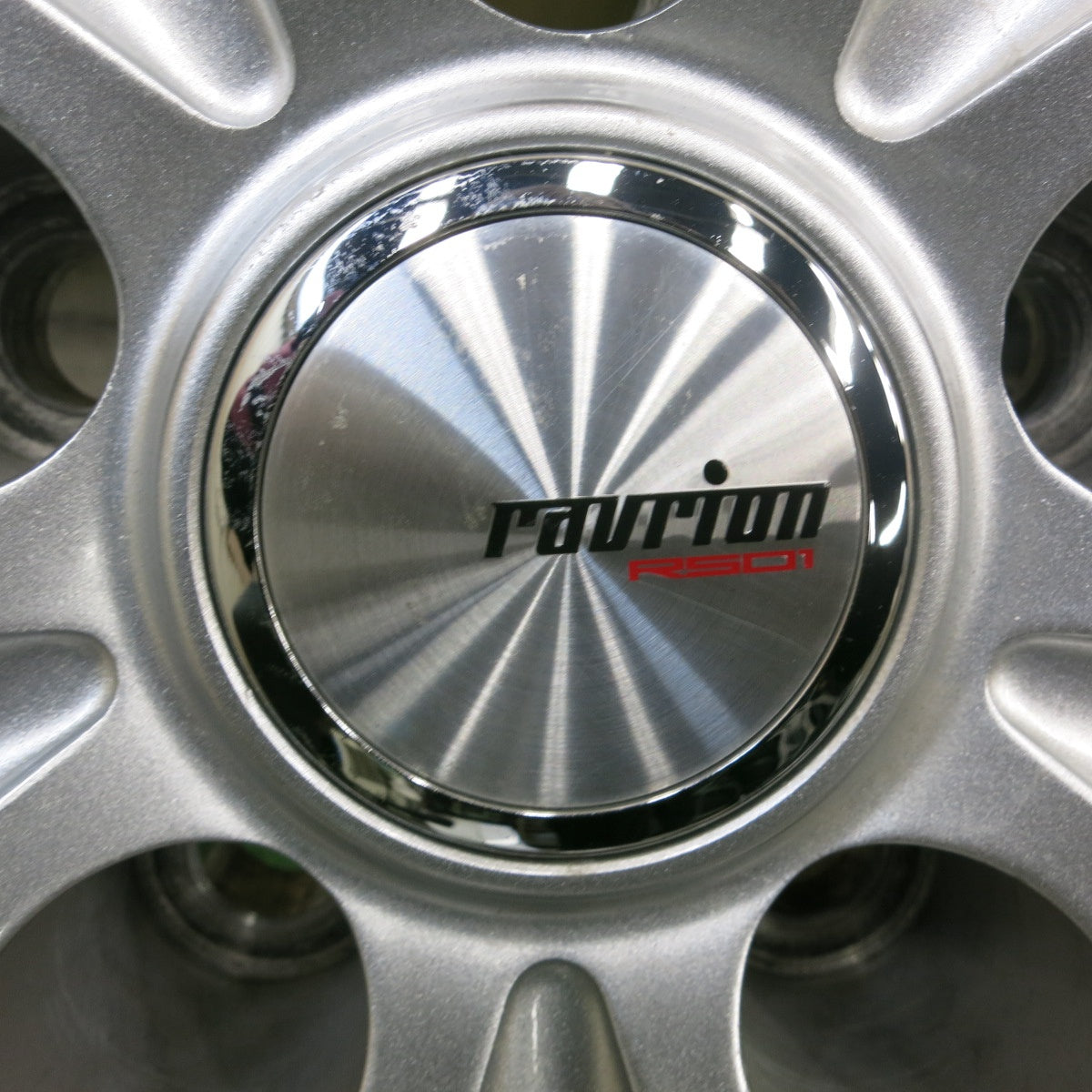 バリ溝!22年!キレイ!9.5分以上★スタッドレス 225/65R17 グッドイヤー アイスナビ SUV ravrion RS01 ラブリオン 17インチ PCD114.3/5H★5050204ナス