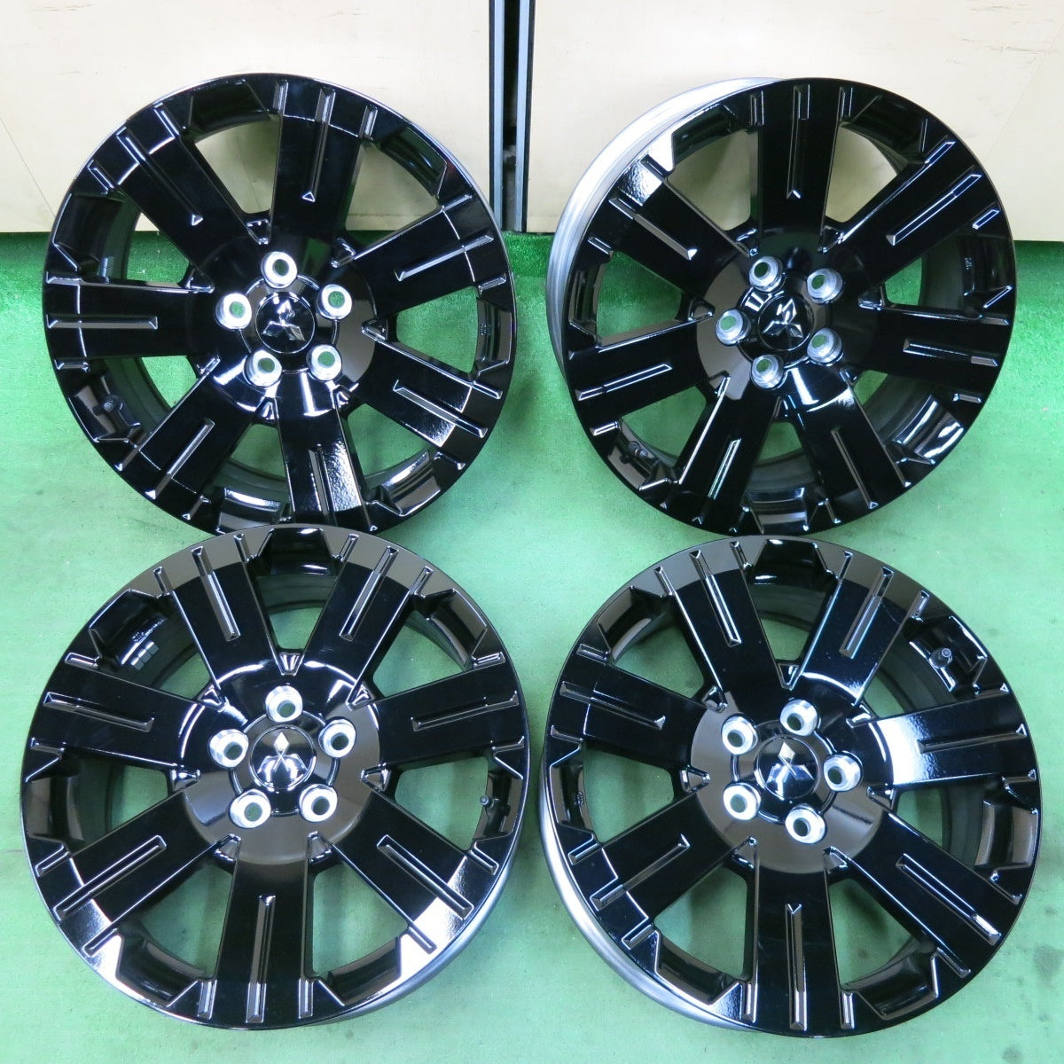 新車外し★三菱 デリカ D:5 シャモニー 純正 ENKEI ホイール 18インチ 18×7J D5 エンケイ PCD114.3/5H★5031205SYホ