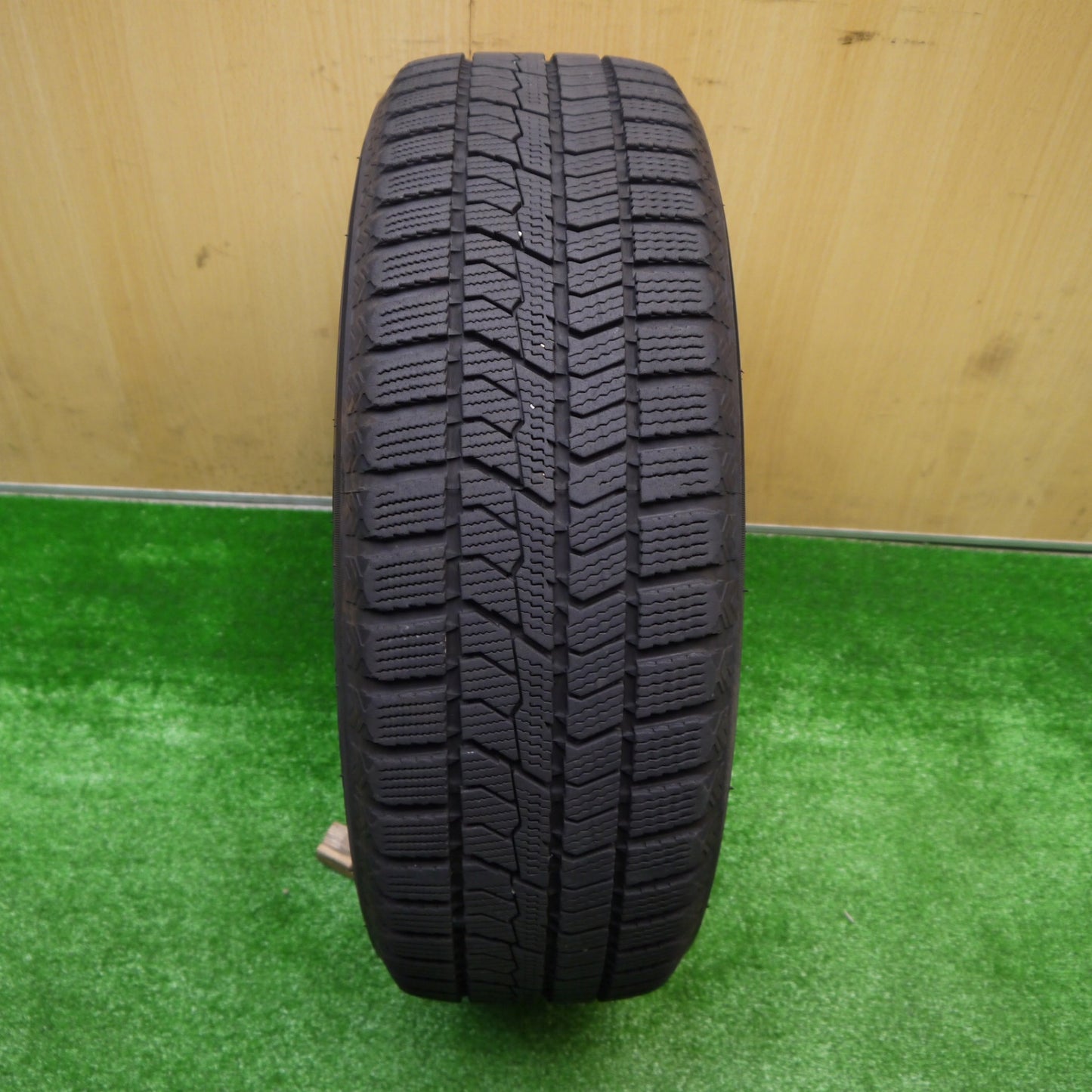 バリ溝!23年!キレイ!8.5分!1本★プリウス シエンタ 等 185/65R15 スタッドレス トーヨー オブザーブ GIZ2 JOKER ジョーカー 15インチ PCD100/5H★5101409Hス