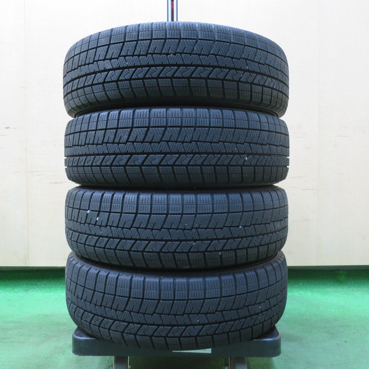 バリ溝!9分★スタッドレス 155/65R14 ダンロップ ウインターマックス 03 ravrion RS01 ラブリオン 14インチ PCD100/4H★5010801イス