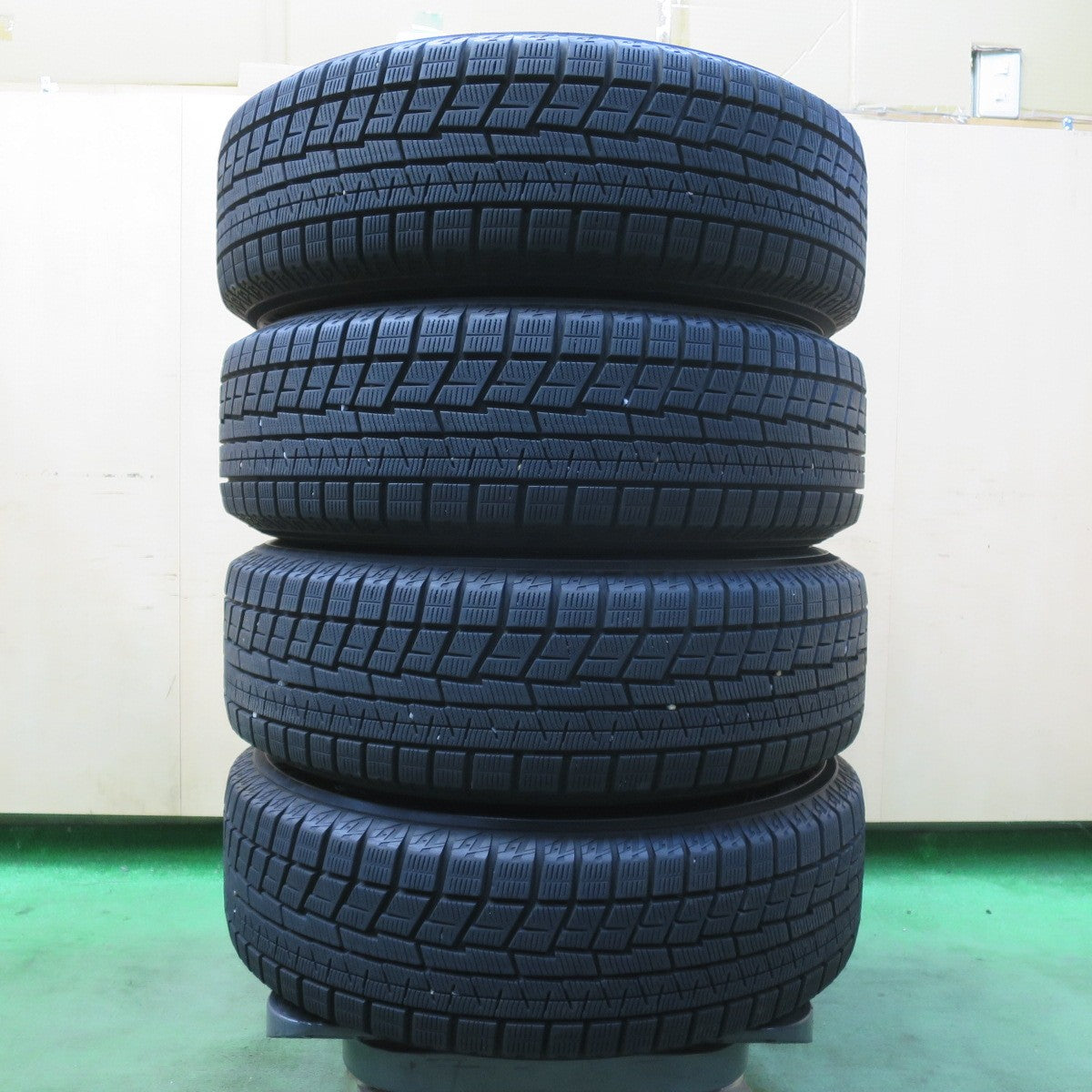 バリ溝!22年!9.5分★スタッドレス 185/65R15 ヨコハマ アイスガード iG60 evance HA1 エヴァンス 15インチ PCD114.3/5H★5112810イス