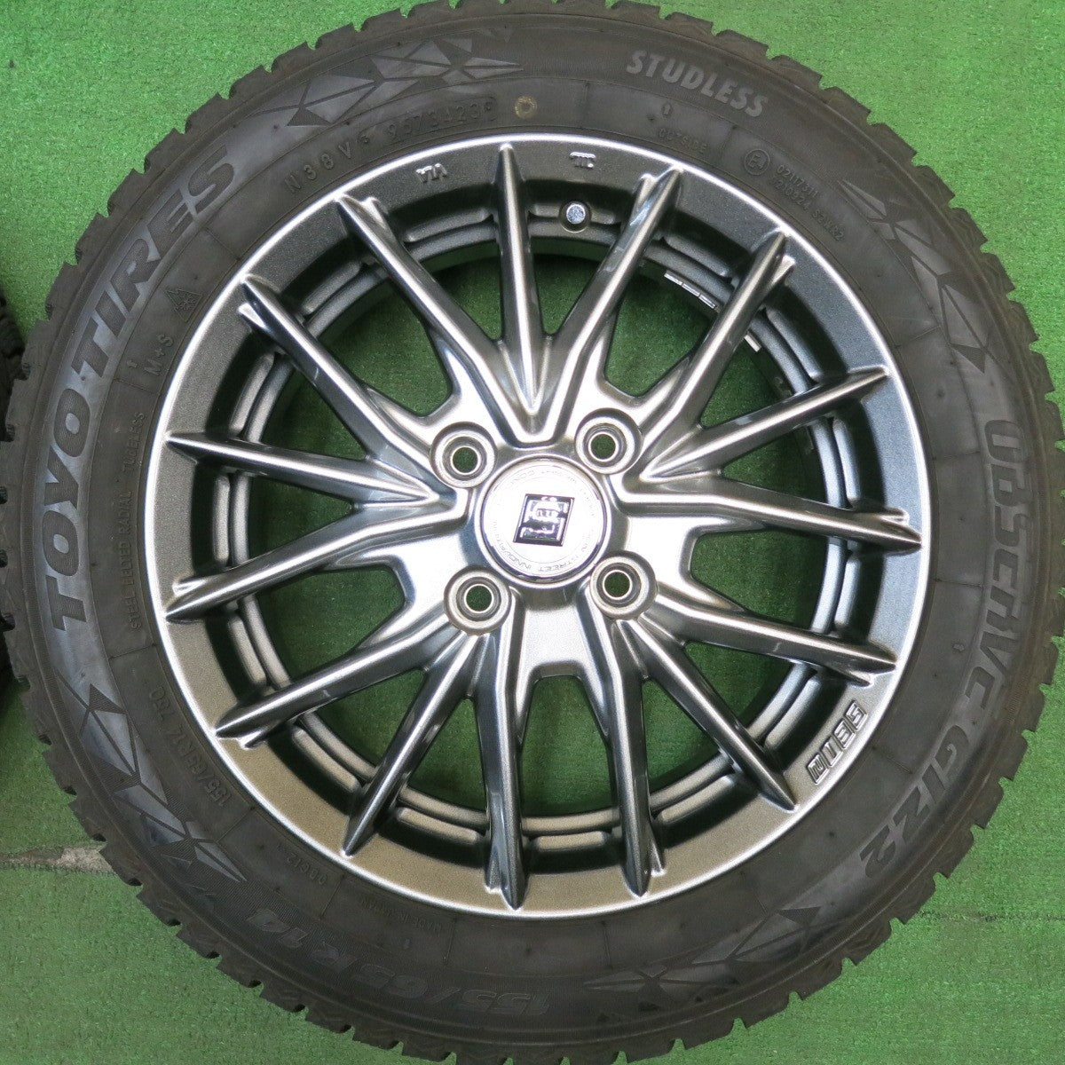 バリ溝!23年!9.5分★スタッドレス 155/65R14 トーヨー オブザーブ GIZ2 SEIN ザイン 14インチ PCD100/4H★5042705HAス