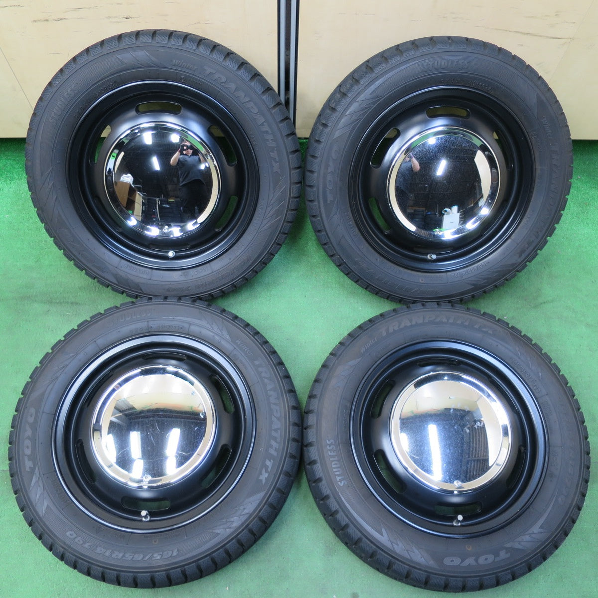 送料無料] 超バリ溝！22年！キレイ！ほぼ10分☆スタッドレス 165/65R14