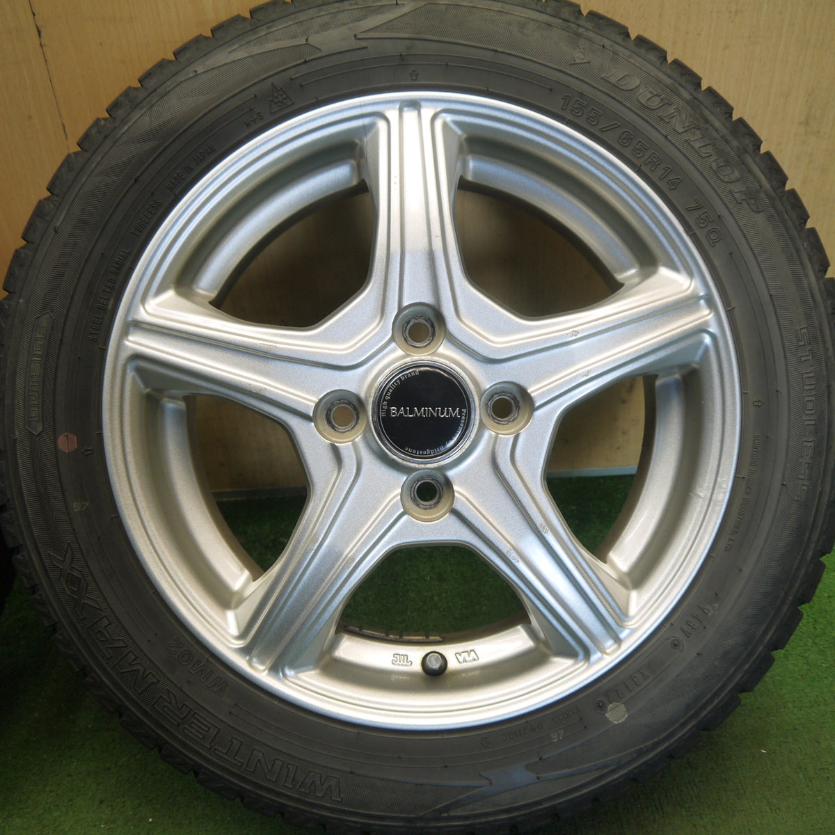 バリ溝!22年!8.5分◎スタッドレス 155/65R14 ダンロップ ウインターマックス WM02 BALMINUM VR5 バルミナ 14インチ PCD100/4H◎6082101Hス