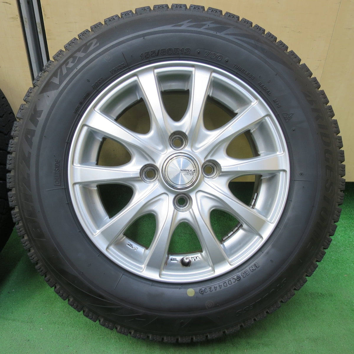 4本価格!23年★スタッドレス 155/80R13 ブリヂストン ブリザック VRX2 SIBILLA NEXT IR-Z シビラ 13インチ PCD100/4H★5081106イス