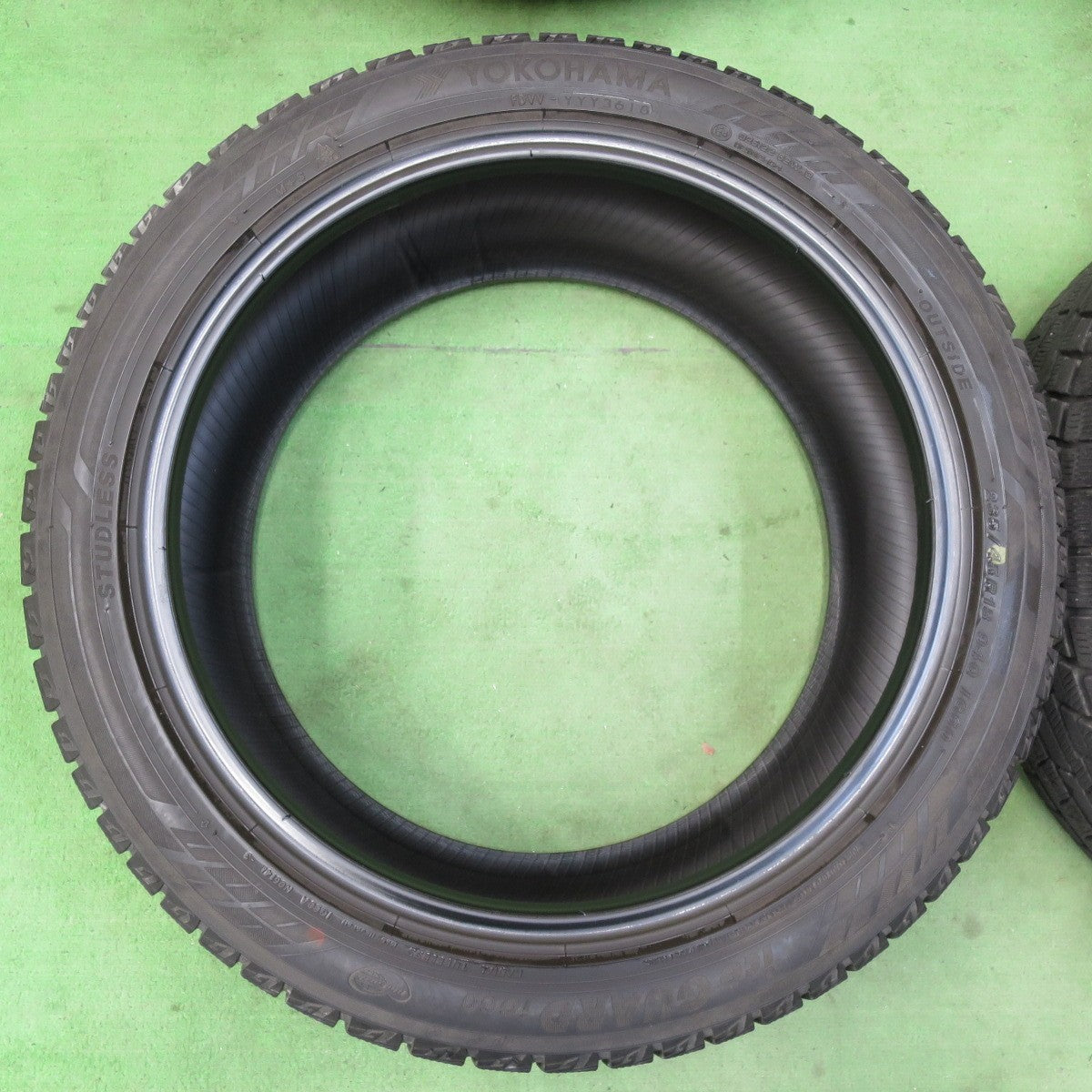 バリ溝!9.5分★スタッドレス 235/45R18 ヨコハマ アイスガード iG60 タイヤ 18インチ レクサス ES カムリ アコード 等★5042309イスタ