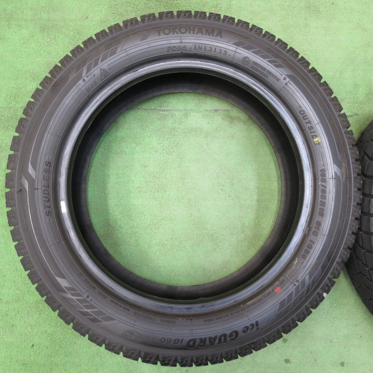 バリ溝!23年!ほぼ10分★スタッドレス 165/65R15 ヨコハマ アイスガード iG60 タイヤ 15インチ タフト ハスラー ソリオ デリカ D:2 等★5012205イスタ