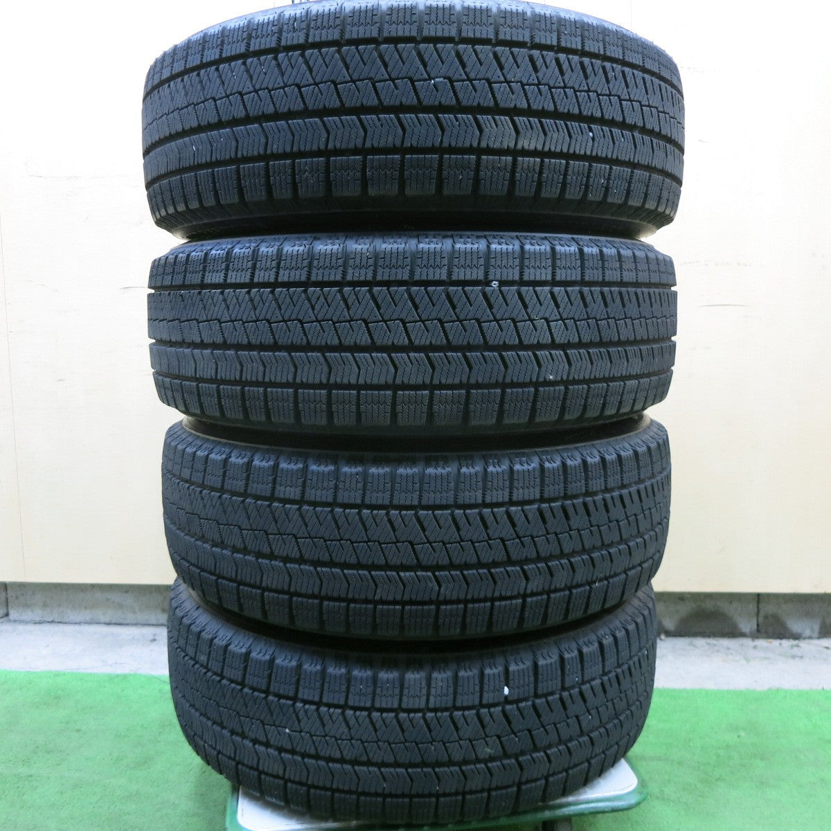 バリ溝!23年!キレイ!9分★トヨタ 80系 ヴォクシー ノア 純正 スチール 195/65R15 スタッドレス ブリヂストン ブリザック VRX2 15インチ PCD114.3/5H★6012306ナス