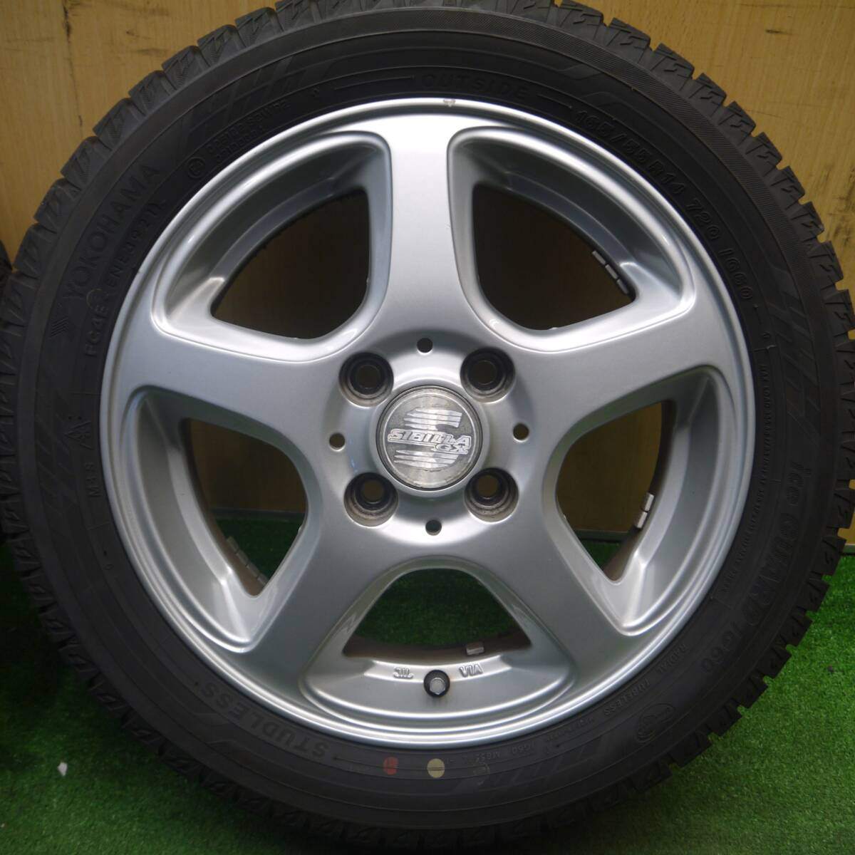 バリ溝!21年!キレイ!9分★スタッドレス 165/55R14 ヨコハマ アイスガード iG60 SIBILLA GX シビラ ワゴンR タント スペーシア 等 軽自動車 PCD100/4H★5021704Hス