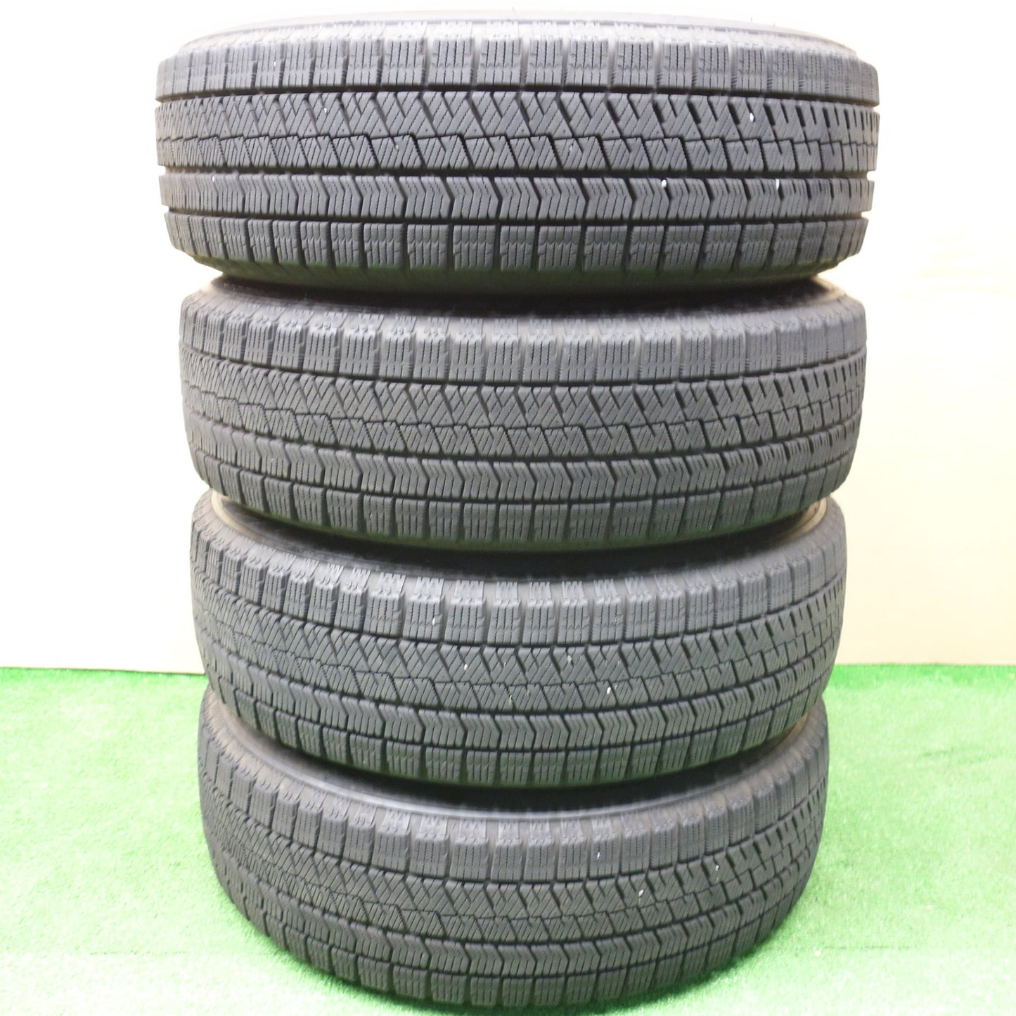 バリ溝!22年!8.5分★スタッドレス 175/65R15 ブリヂストン ブリザック VRX2 社外 アルミ BREMEN ブレーメン 15インチ PCD 100 114.3/4H マルチ★5121409KTス