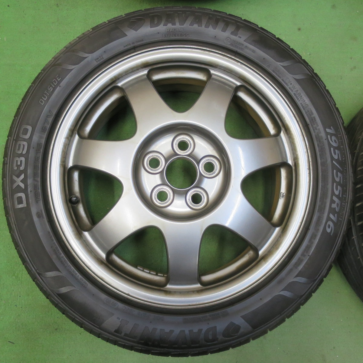 バリ溝!9.5分★トヨタ 20系 プリウス 純正 195/55R16 グッドイヤー EfficientGrip ECO hybrid EG01 ダヴァンティ DX390 16インチ PCD100/5H★5070309イノ