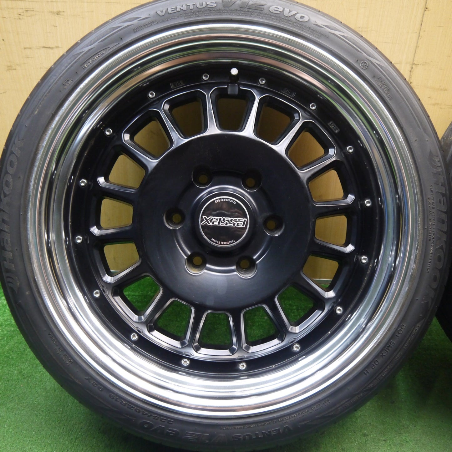 4本価格★ハイエース 等 ESSEX CRS BENC-DSR 225/40R19 ハンコック ベンタス V12 evo エセックス PCD139.7/6H★5072504Hノ
