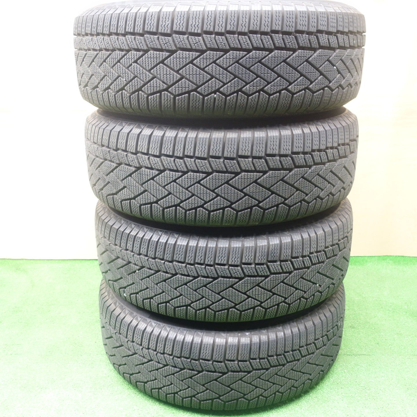 バリ溝!24年!キレイ!9.5分以上★ベンツ 等 EuroForsch 205/60R16 スタッドレス コンチネンタル ノースコンタクト NC7 社外 アルミ ユーロフォルシュ 16インチ PCD112/5H★6011801KTス