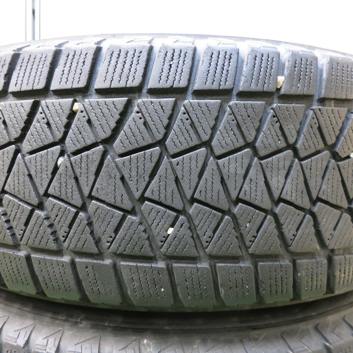 4本価格★トヨタ ヴァンガード 純正 225/65R17 スタッドレス ブリヂストン ブリザック DM-V2 17インチ PCD114.3/5H★4122712SYス