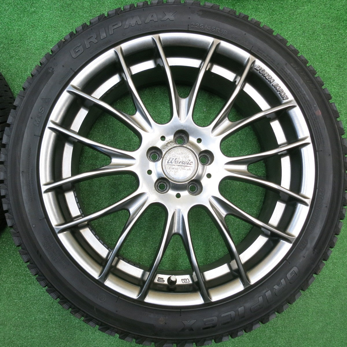 ほぼ未使用!24年★レガシィ 等 225/45R18 スタッドレス グリップマックス GRIP ICE X Warwic Euro Mesh ワーウィック ユーロメッシュ 18インチ PCD100/5H★5102308HAス