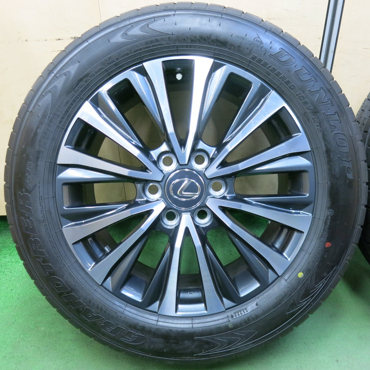 新車外し!22年!センサー付★レクサス LX 600 純正 265/55R20 ダンロップ グラントレック PT5A 20インチ PCD139.7/6H★5082603SKノ