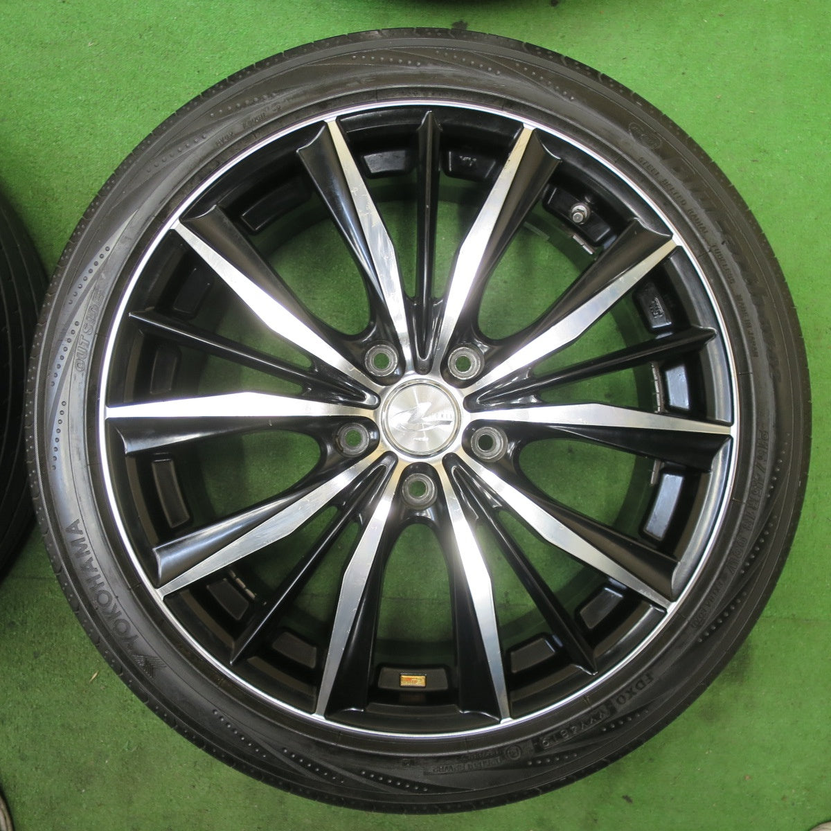 4本価格!22年★LEONIS VX 215/45R18 ミネルバ ラジアル F205 ヨコハマ ブルーアース RV-02 レオニス 18インチ PCD114.3/5H★5090404TTノ