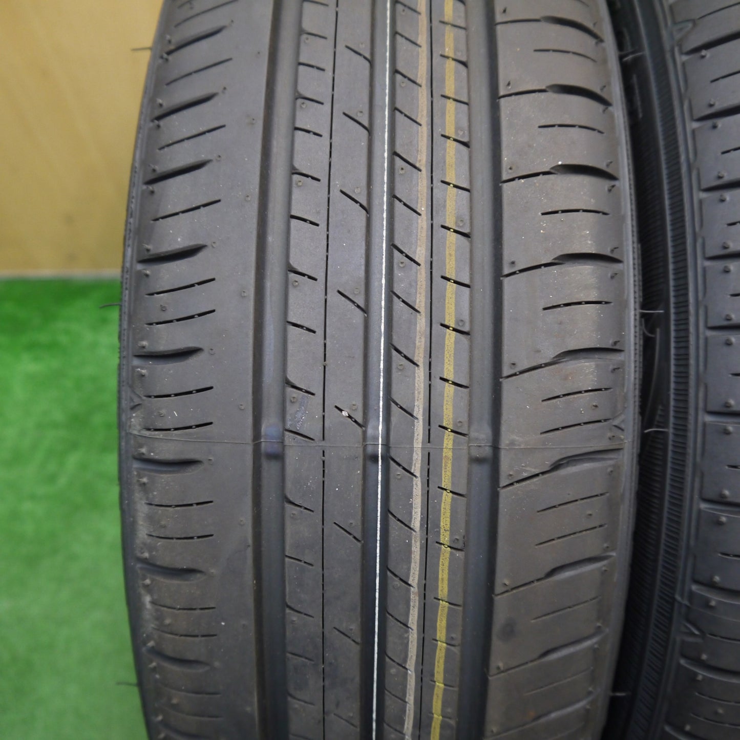 新車外し!24年★175/55R15 ダンロップ エナセーブ EC300+ タイヤ 15インチ タンク ルーミー トール 等★5062304KKノタ