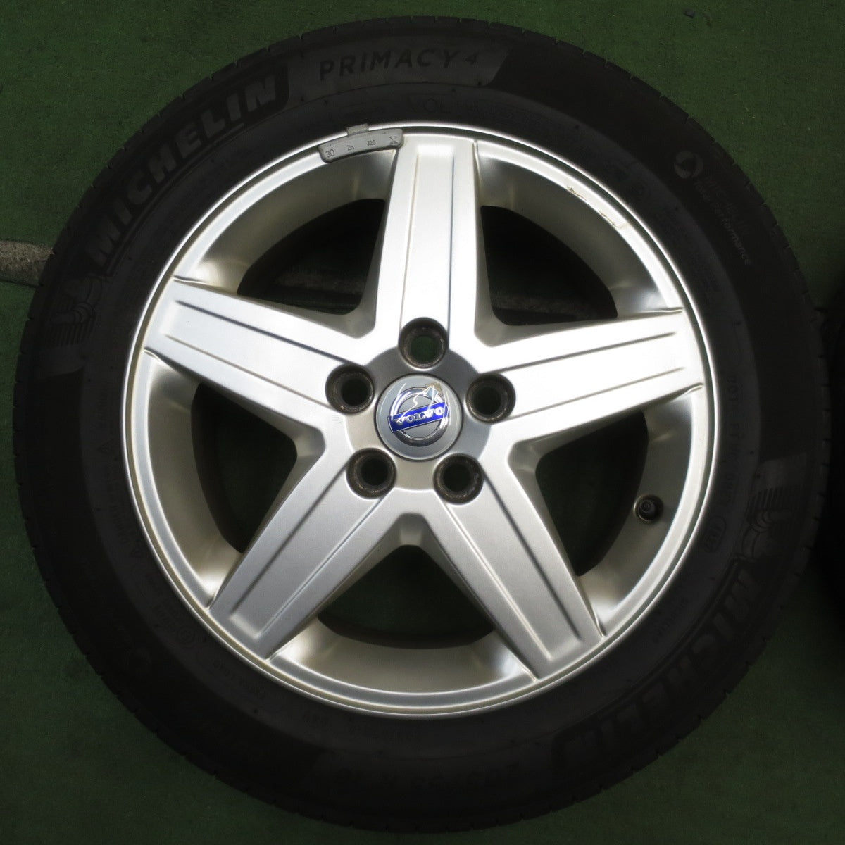 バリ溝!22年!キレイ!9分★ボルボ V50 S40 純正 205/55R16 ミシュラン プライマシー4 16インチ PCD108/5H★5082903NJノ