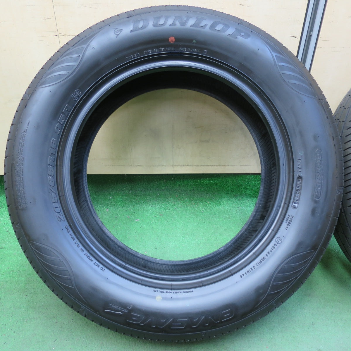 新車外し!24年★205/65R16 ダンロップ エナセーブ EC350+ タイヤ 16インチ セレナ アルファード エスティマ 等★5043009イノタ