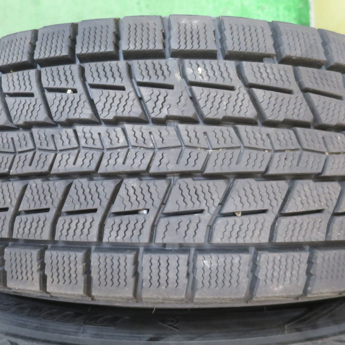 バリ溝!22年!9.5分★スタッドレス 215/60R17 ダンロップ ウインターマックス SJ8+ DUFACT デュファクト 17インチ PCD114.3/5H★5091904NJス